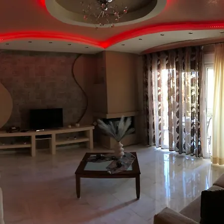 Nikolhouse